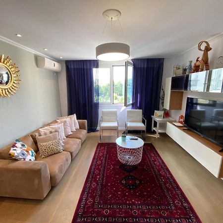 Cozy & Stylish Apartment Tiranë Ngoại thất bức ảnh