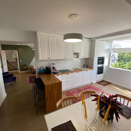 Cozy & Stylish Apartment Tiranë Ngoại thất bức ảnh