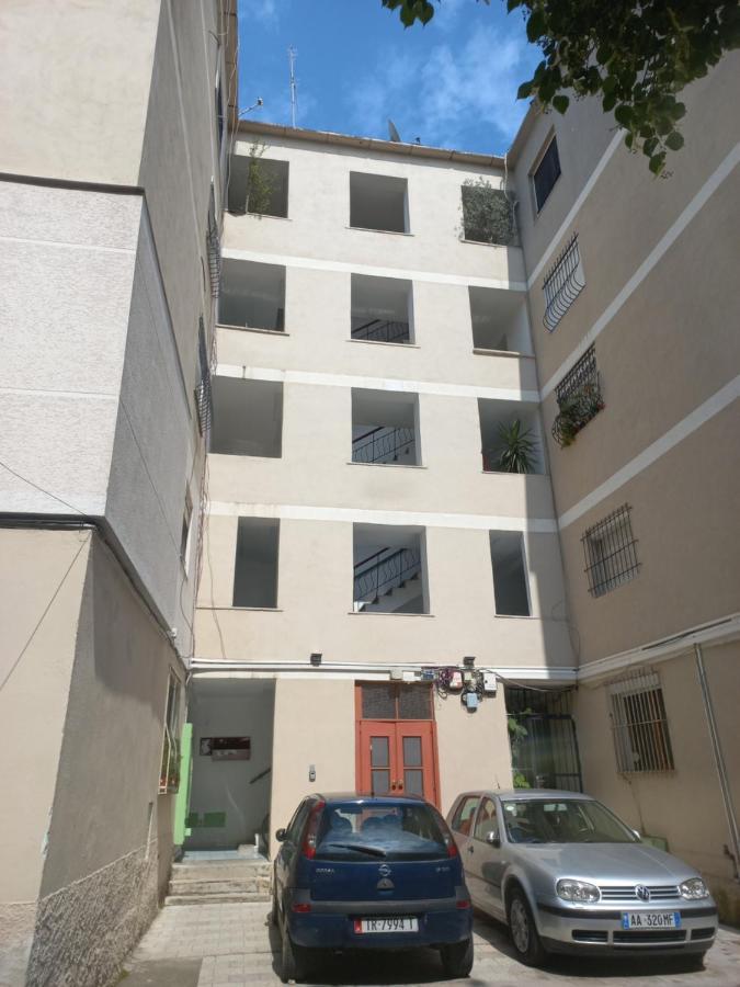 Cozy & Stylish Apartment Tiranë Ngoại thất bức ảnh